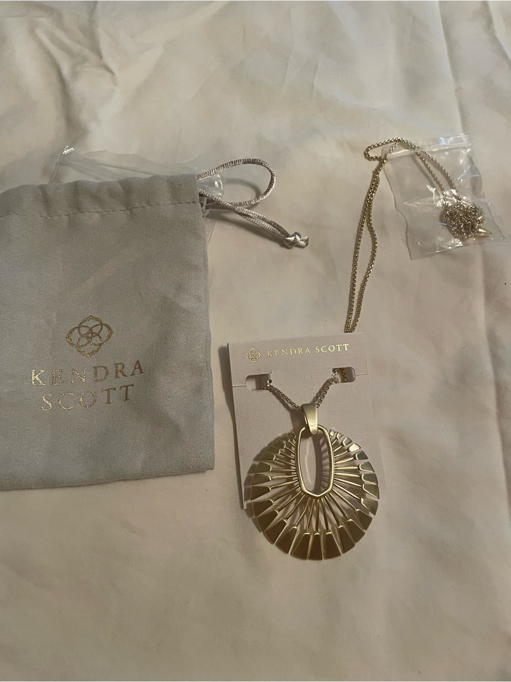 Kendra Scott Gold Radiant Cutout Pendant Necklace